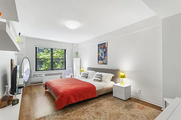 Sold by Compass | media 5