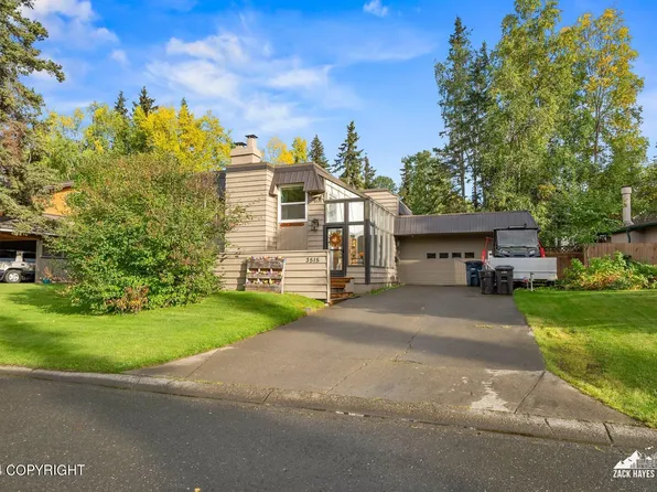 3515 Fordham Dr, Anchorage, AK 99508