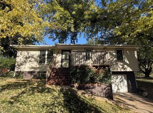 5605 S 14th St, Saint Joseph, MO 64504