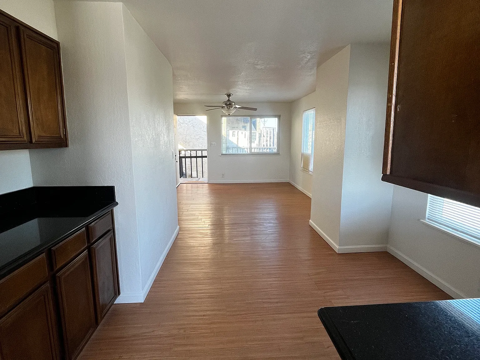 2 bed, 816 sqft, $2,195 — Photo 4