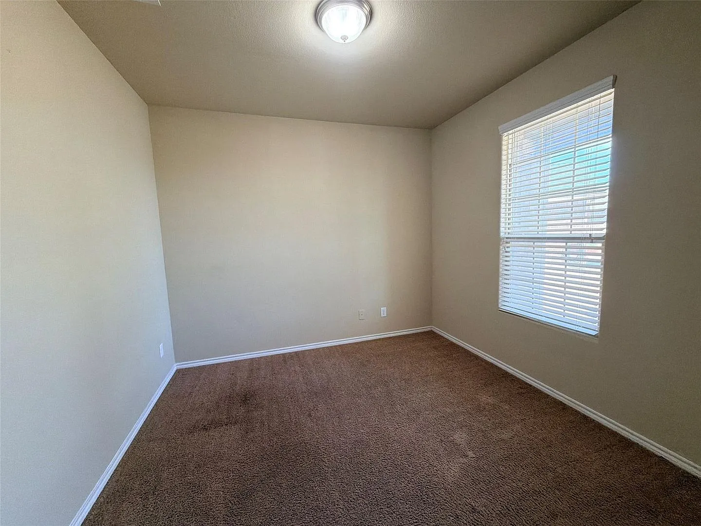 1137 Colchester Court, Fort Worth, Texas 76134 — Photo 3