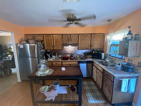 3rd image of 7432 Crest Hill Ct