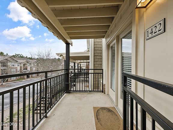 3rd image of 1121 Tree Top Way APT 1422