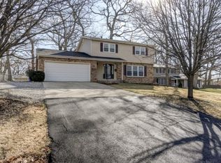 3338 N Taylor Ave, Decatur, IL 62526