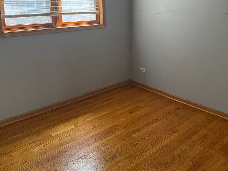 5852 S Prairie Ave #2 — Photo 7