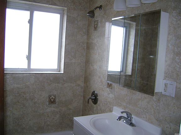 4th image of 114 Udall Dr