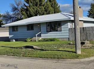 202 2nd Ave SW, Fairfield, MT 59436