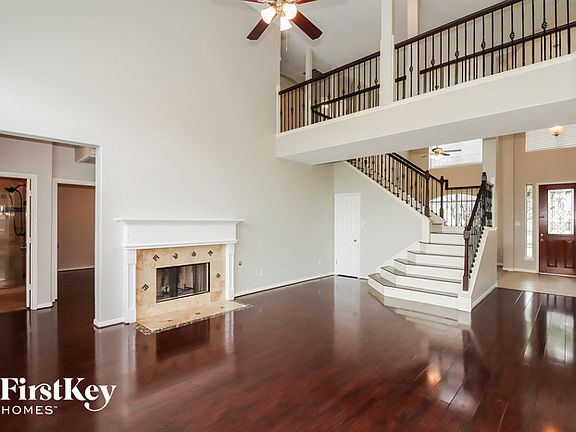 5th image of 16007 Emerald Briar Ln