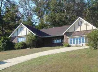1054 Plum Grove Rd, Greenup, KY 41144