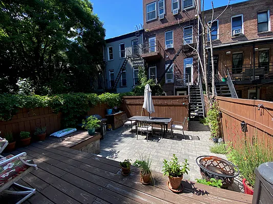 Rented by Dream Space Realty | media 25