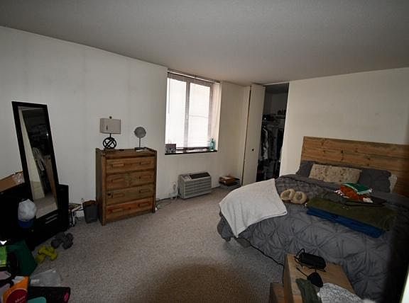 3rd image of 1339 N Dearborn Pkwy #3H