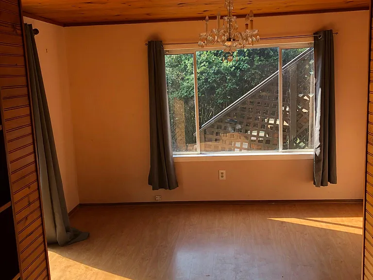 270 Fowler Ave — Photo 3