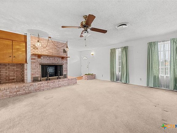 5th image of 618 Fair Ln