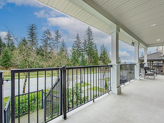 4th image of 3376 Plateau Blvd
