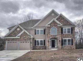 1100 Countryside Dr, Harrisburg, PA 17110