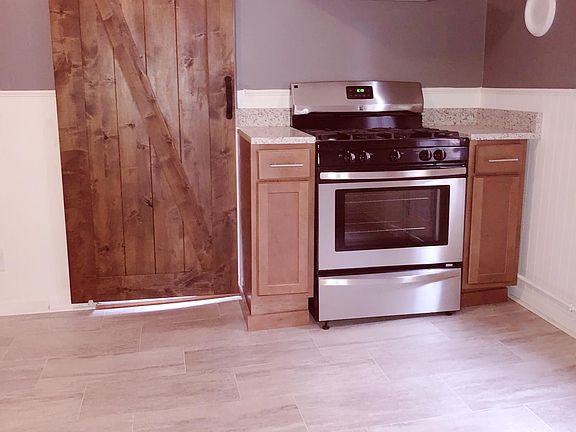 2nd image of 61 Canvass St #2