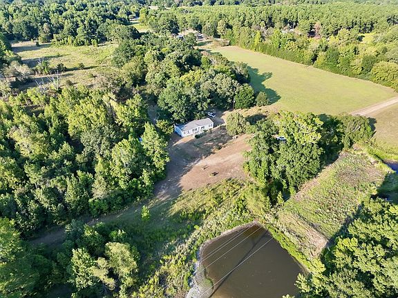 4th image of 720 An County Rd #186