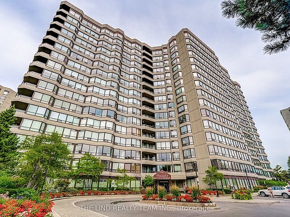 3rd image of 7440 Bathurst St #1402