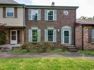 360 Huntington Ridge Dr, Nashville, TN 37211