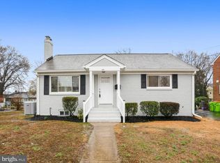 5907 Brunswick St, Springfield, VA 22150