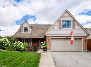 4248 Dunvegan Rd, Burlington, ON L7L 1P8