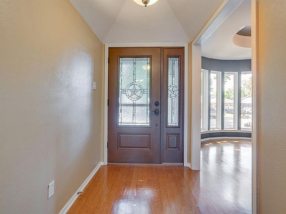 5th image of 2024 Mountainview Dr