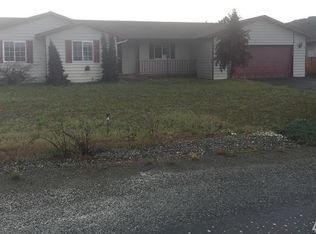 15 Million St, Omak, WA 98841