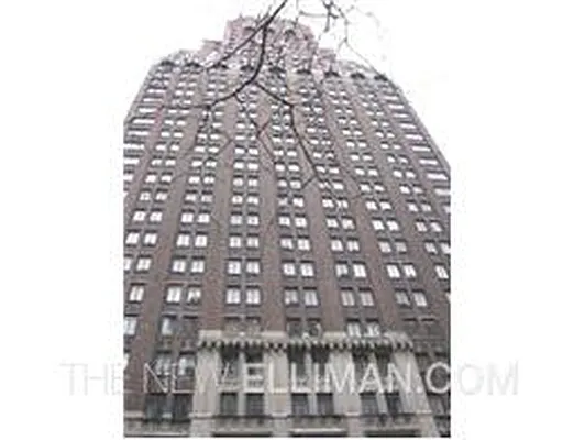 Rented by Douglas Elliman | media 15