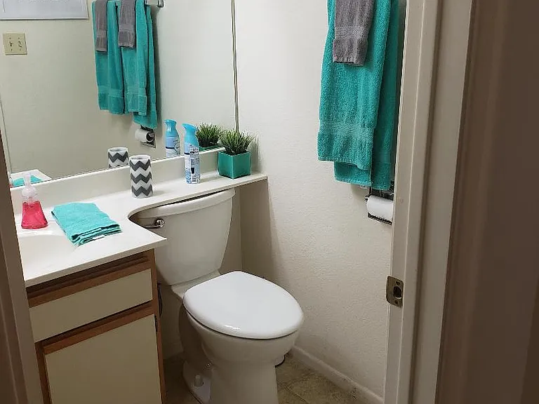 1650 Smoketree Ave S #220 — Photo 18