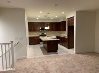 313 Wild Rose Way #313, Milpitas, CA 95035
