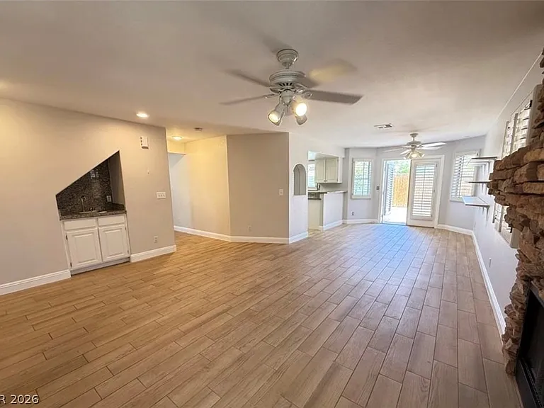 32 Sandwedge Dr — Photo 10