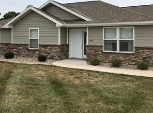 1401 Winsor Dr, Quincy, IL 62305