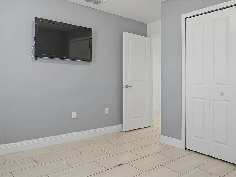 16 Alicante Ct — Photo 25