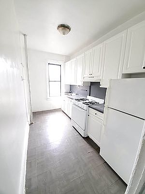 1st image of 902 44th St #C20