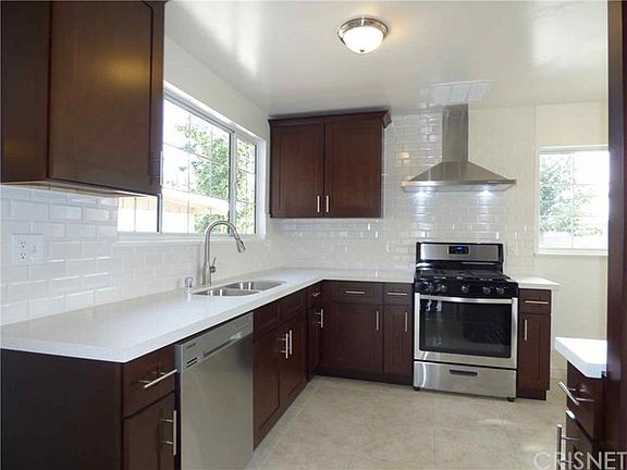 2nd image of 1601 S McPherrin Ave