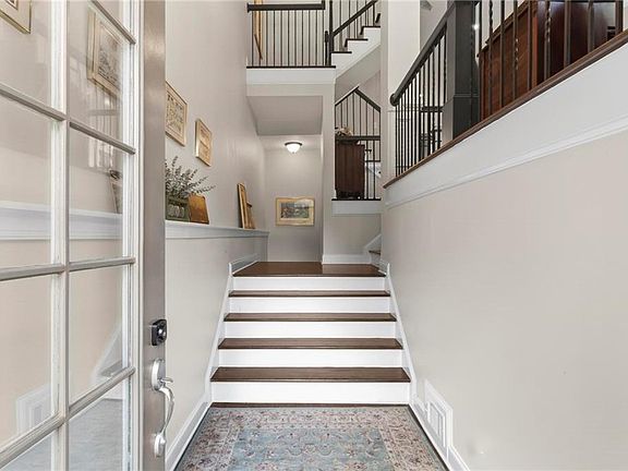 2nd image of 2602 Long Pointe