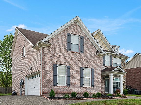 2nd image of 1820 Woodland Farms Ct