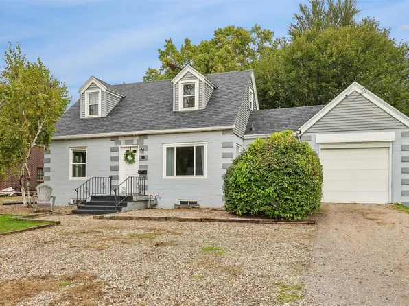 617 Grand Ave, West Des Moines, IA 50265