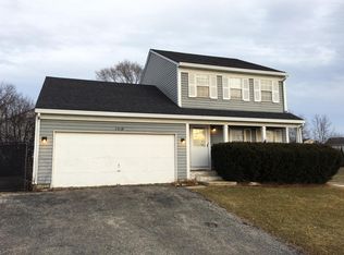 2010 Redwood Dr, Round Lake Beach, IL