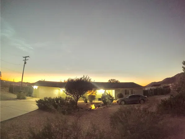 15550 Desert Star Rd, Apple Valley, CA 92307