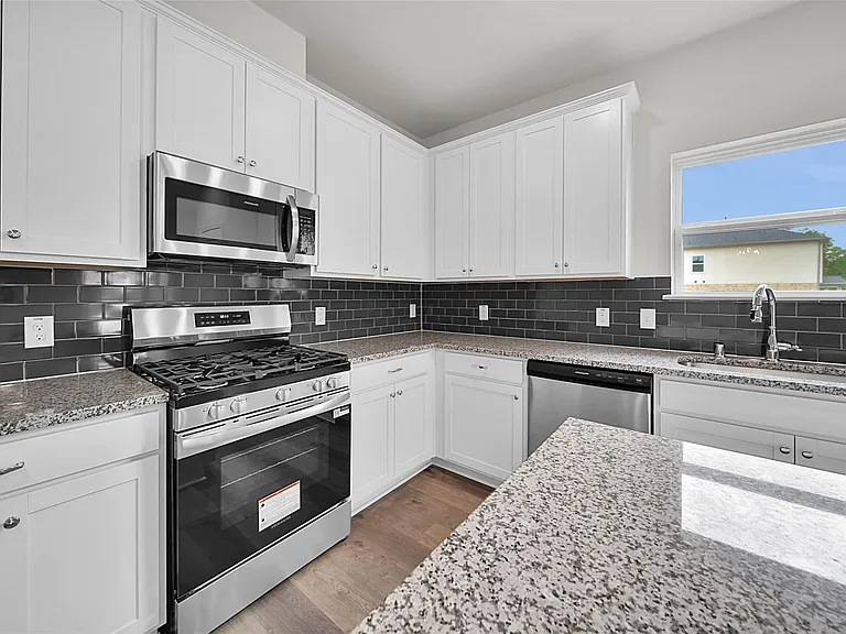 16478 Branchers Dr — Photo 9