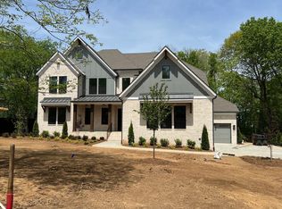 6812 Fleetwood Dr, Nashville, TN 37205