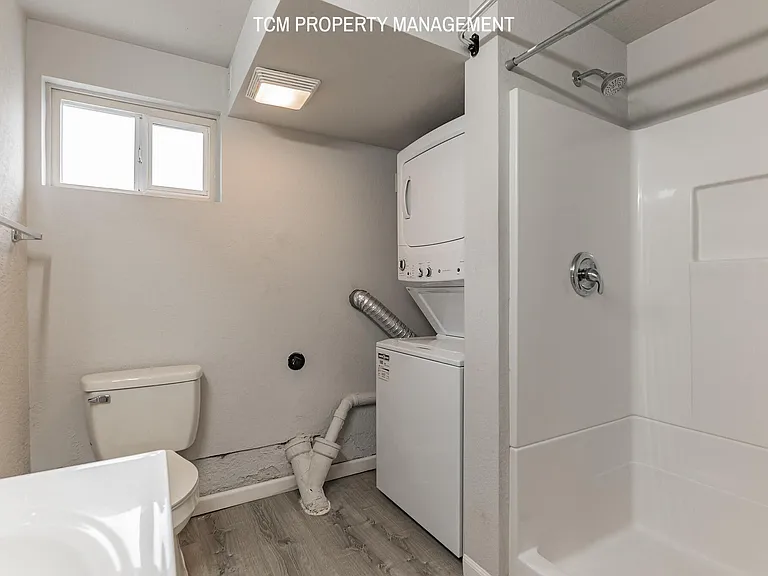 2524 Chestnut St #5 — Photo 11
