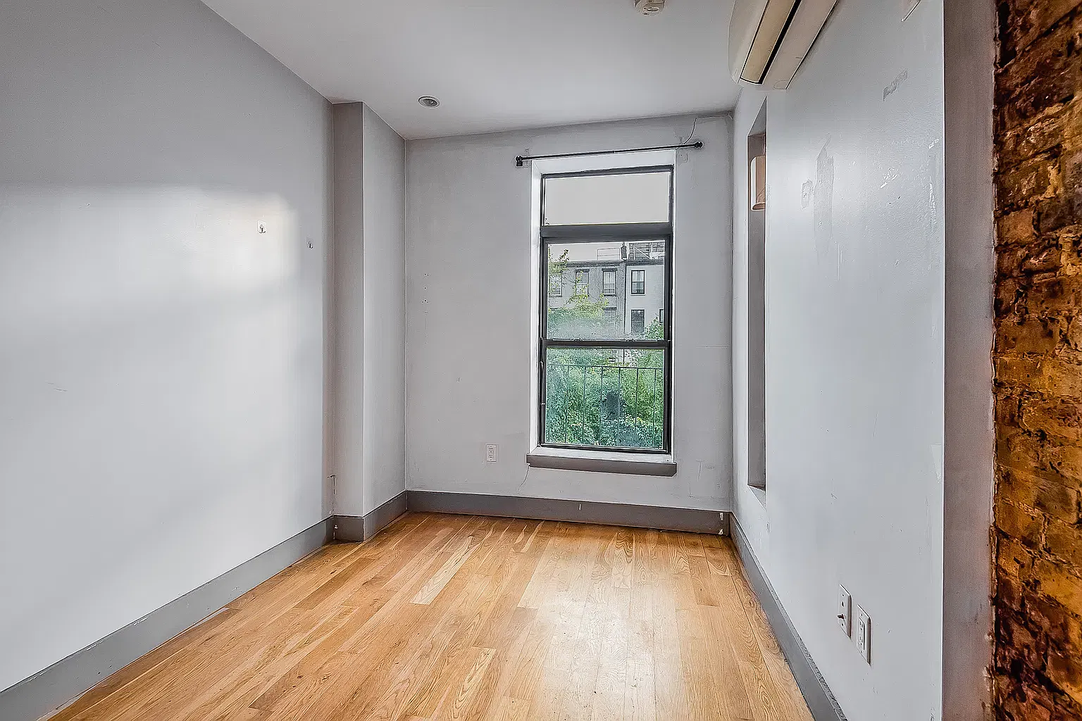 1000 Fulton St — Photo 2