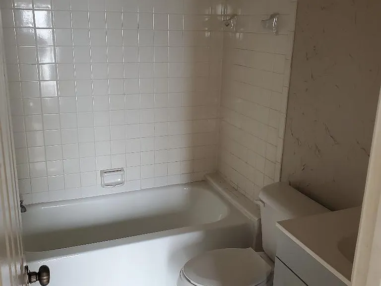 1808 E 66th Pl #D205 — Photo 14