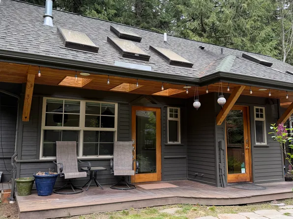 1727 Mount Baker Hwy #C, Bellingham, WA 98226