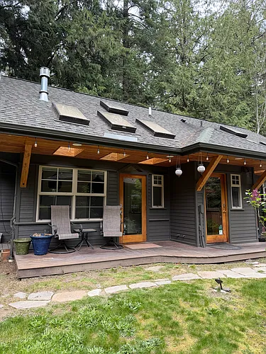 1727 Mount Baker Hwy #C Photo 1