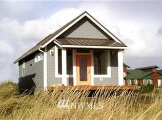 301 Marine View Dr SE #B, Ocean Shores, WA
