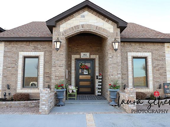 2nd image of 3 Maravilla Cir