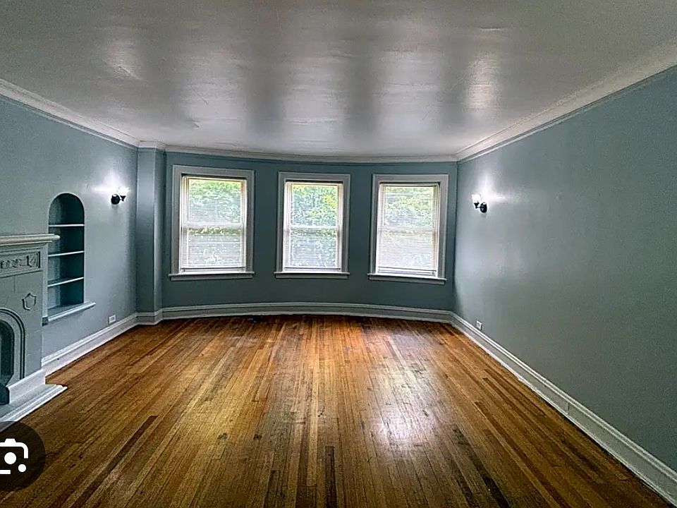 2nd image of 8346 S Maryland Ave
